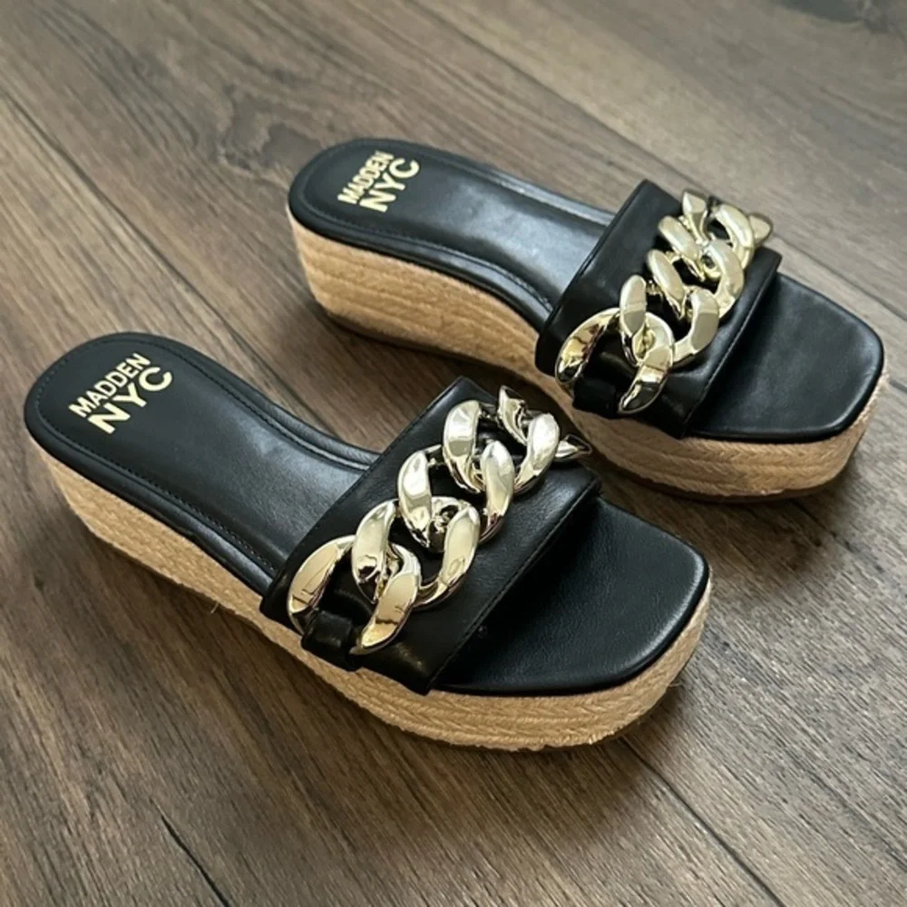 Madden NYC Womens Chain Espadrille Shoes /‎ Sandals / Slip On Slides Black Sz 6